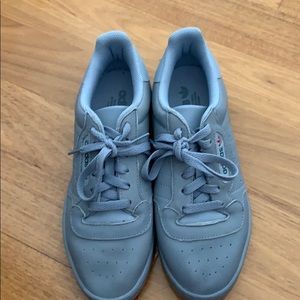 Adidas Yeezy Calabasas powerphase